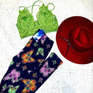 Butterfly Leggings. deep eggplant purple and makes the bum look super perky